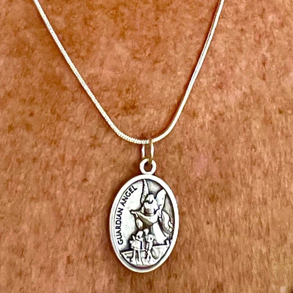 Guardian Angel St Michael medal CHARITY - Picture 1 of 7
